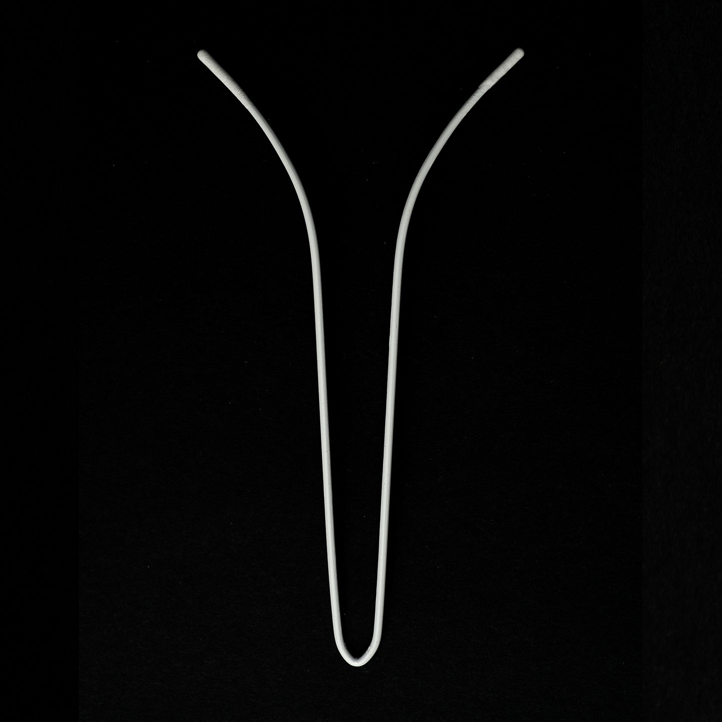 140MM x 75MM CURVED AND SHAPED NYLON-COATED V WIRE