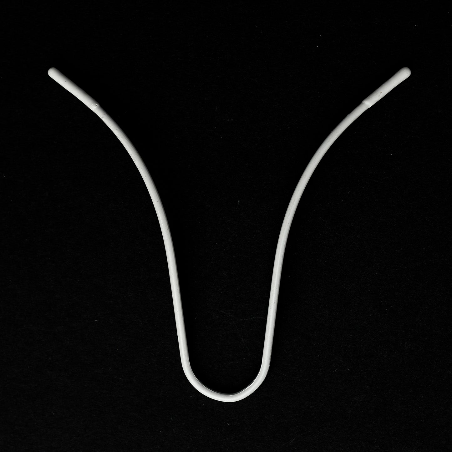 75MM x 80MM NYLON-COATED CURVED AND SHAPED V WIRE