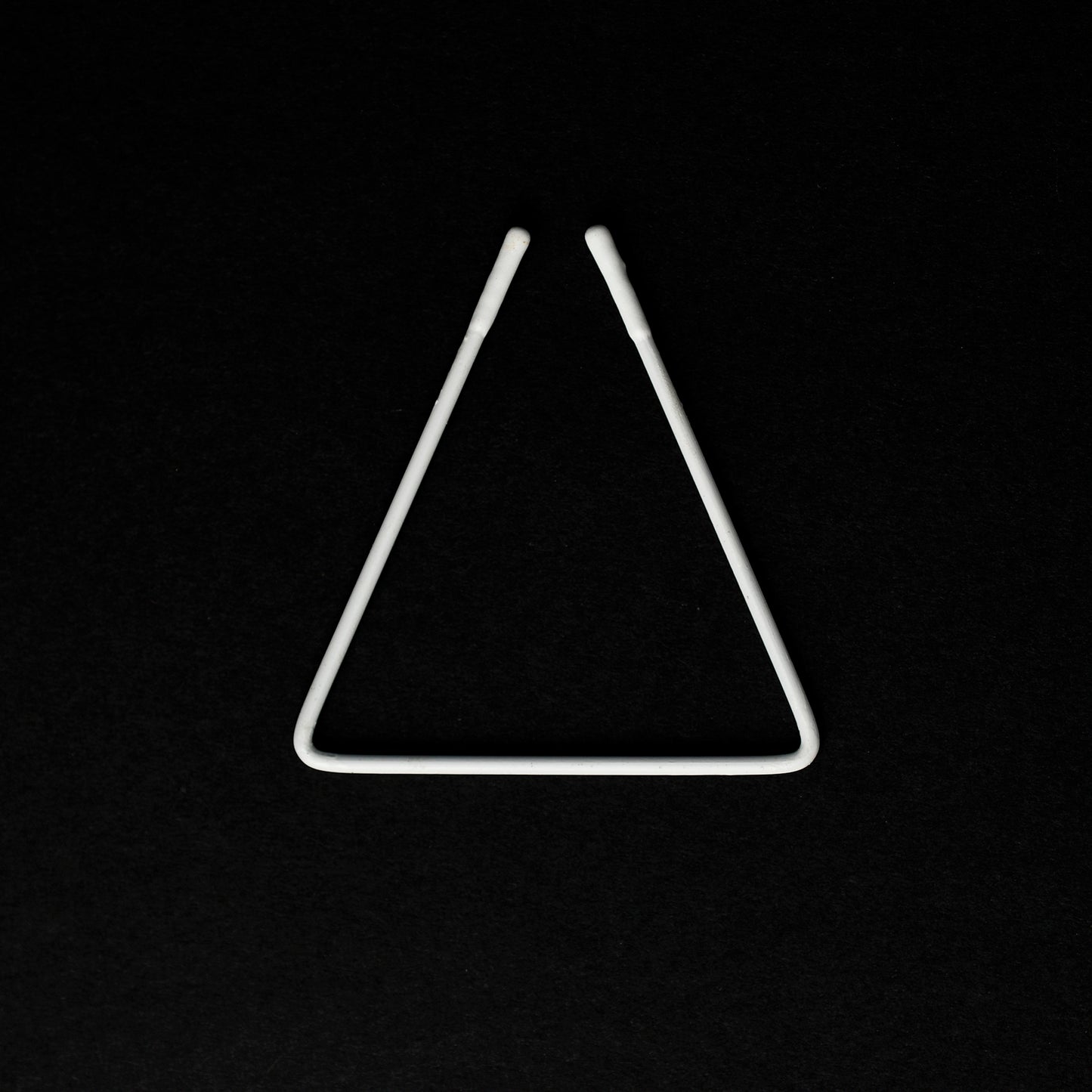 55MM x 55MM NYLON-COATED TRIANGLE SHAPED WIRE