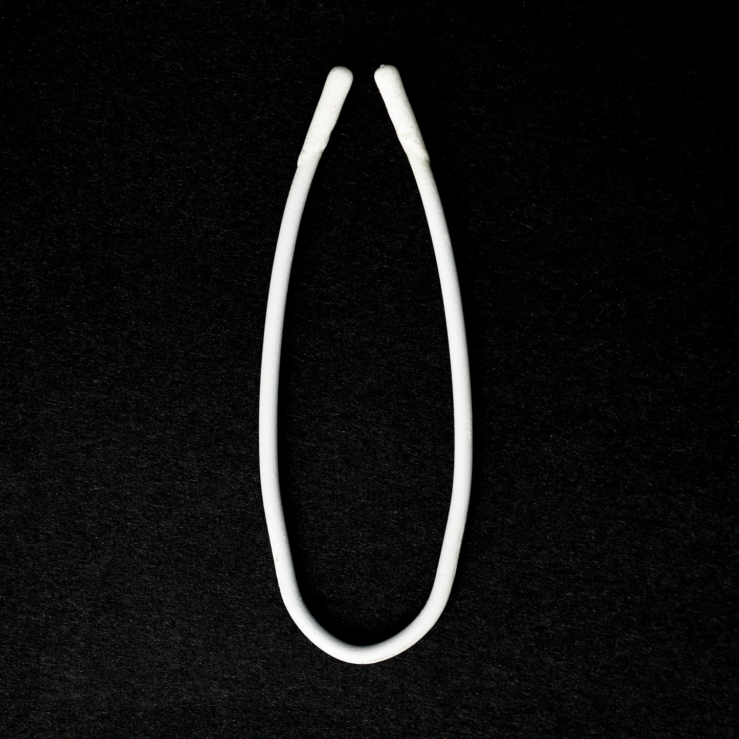 60MM x 20MM NYLON-COATED OVAL SHAPED WIRE
