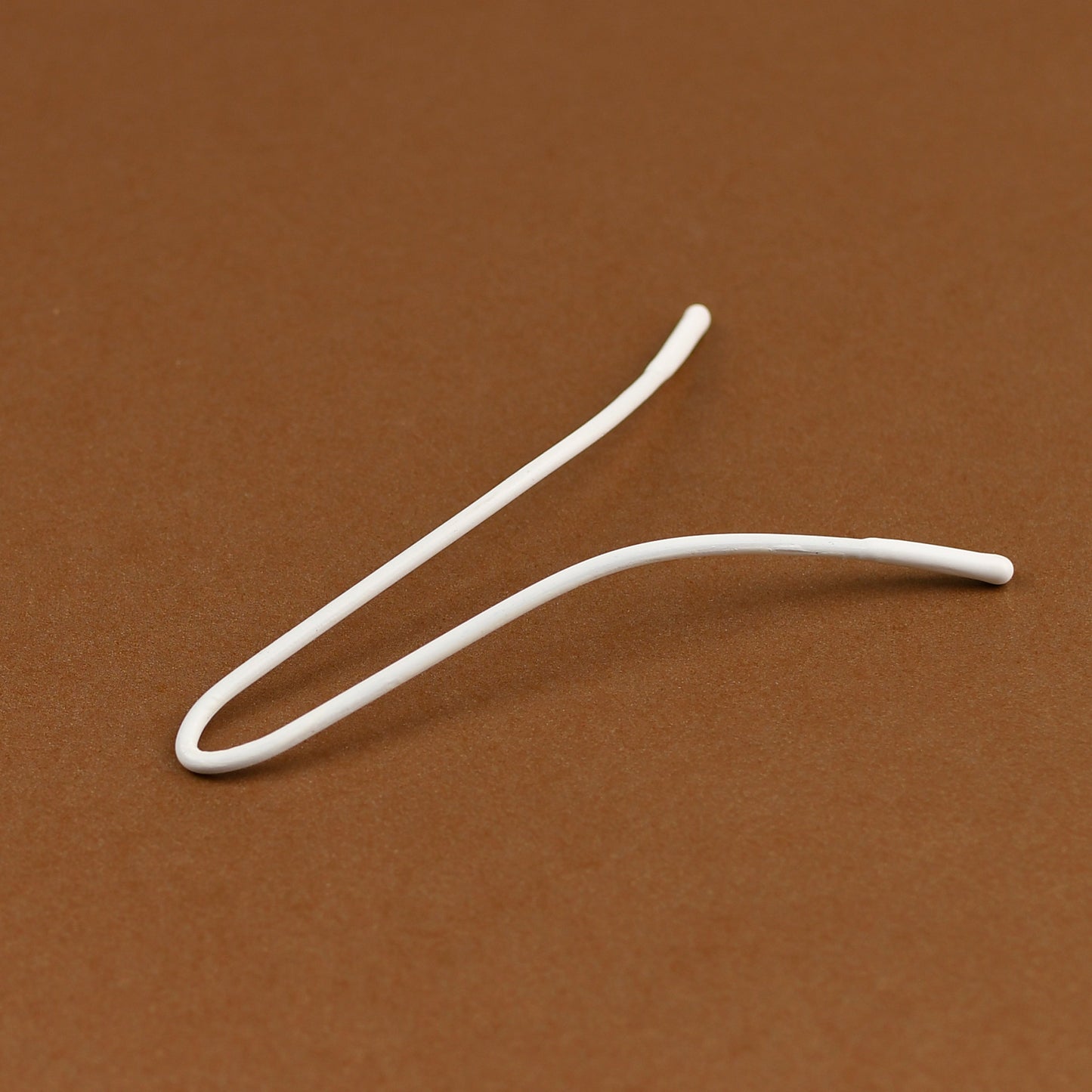 79MM x 47MM NYLON-COATED CURVED V-WIRE