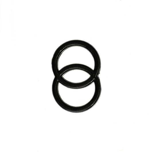 FORMLINE PLASTIC FIGURE-8 FITTING BLACK