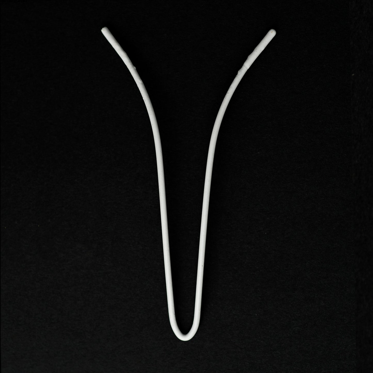 98MM x 52MM NYLON-COATED CURVED AND SHAPED V WIRE